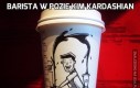 Barista w pozie Kim Kardashian