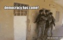 Nadchodzi demokracja!