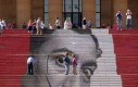 Salvador Dali na schodach