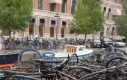 Sprzątanie kanałów w Amsterdamie