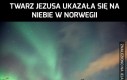 Twarz Jezusa na niebie w Norwegii