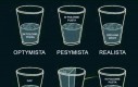 Jak różni ludzie patrzą na szklankę wody