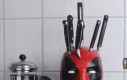 Deadpoolowy stojak na noże