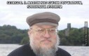 George R. R. Martin nad swoim prywatnym, sztucznym jeziorem