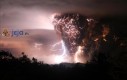 Wybuch wulkanu w czasie burzy