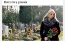 Kolorowy cmentarz z piaskiem
