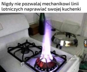 Twój mem został dodany, ale musi zostać sprawdzony zanim pojawi się w poczekalni.