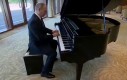 Rasputin na pianinie w wykonaniu Putina