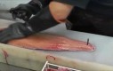 Filetowanie ryby super ostrym nożem