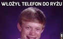 Włożył telefon do ryżu