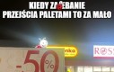 Naczepy w alejkach
