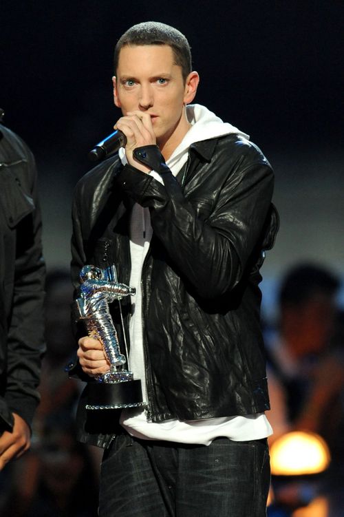 Eminem         :D